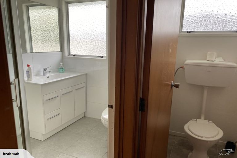 Photo of property in 16 Penfold Place, Henderson, Auckland, 0610