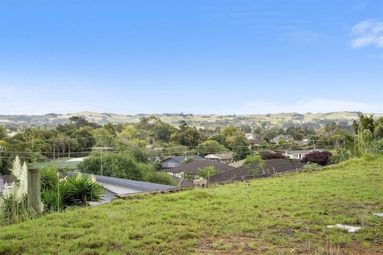 Photo of property in 64 Colombo Road, Waiuku, 2123