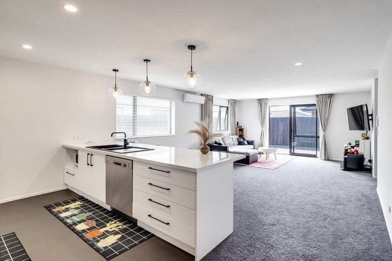 Photo of property in 43 Rannoch Drive, Yaldhurst, Christchurch, 8042