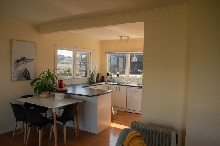 Photo of property in 1/32 Wicklow Road, Narrow Neck, Auckland, 0622