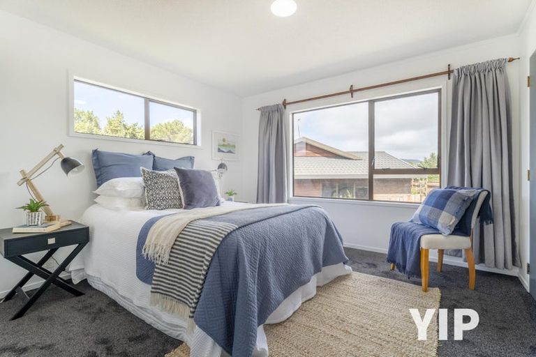 Photo of property in 1/52 Guadeloupe Crescent, Grenada Village, Wellington, 6037