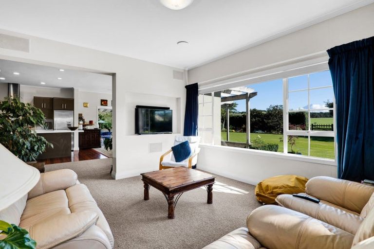 Photo of property in 1048 Normanby Road, Manaia, Hawera, 4678