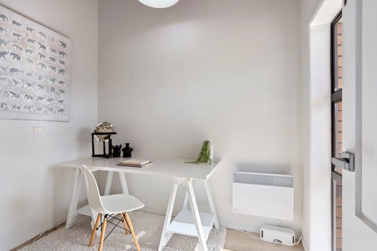 Photo of property in 9 Sturm Avenue, Massey, Auckland, 0614