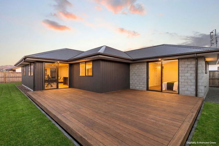 Photo of property in 10 Horopito Street, Halswell, Christchurch, 8025
