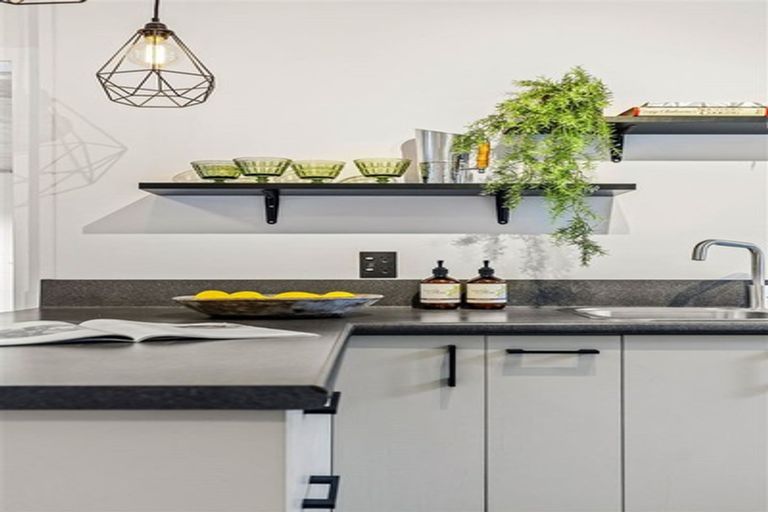 Photo of property in 3/34 Holly Road, St Albans, Christchurch, 8014