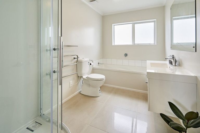 Photo of property in 10 Trelawny Terrace, Grenada Village, Wellington, 6037