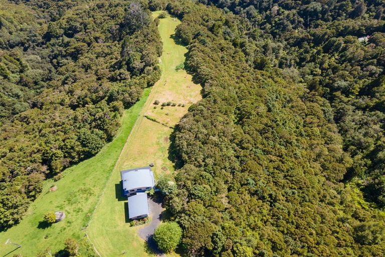 Photo of property in 42 Piwakawaka Rise, Karetu, 0283