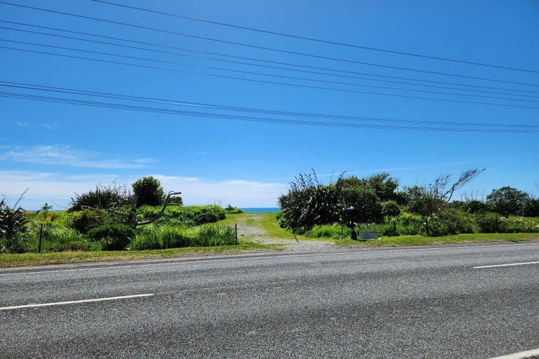Photo of property in 21b Main Rd Ngakawau, Ngakawau, 7824