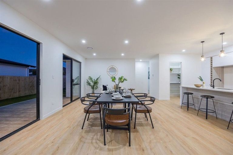 Photo of property in 9 Cutfield Lane, Kumeu, 0810