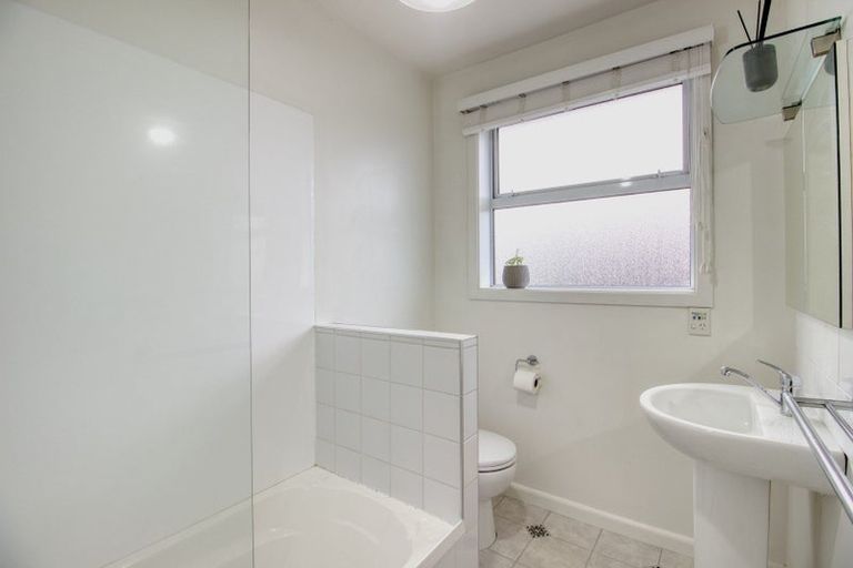 Photo of property in 38 Evesham Crescent, Spreydon, Christchurch, 8024