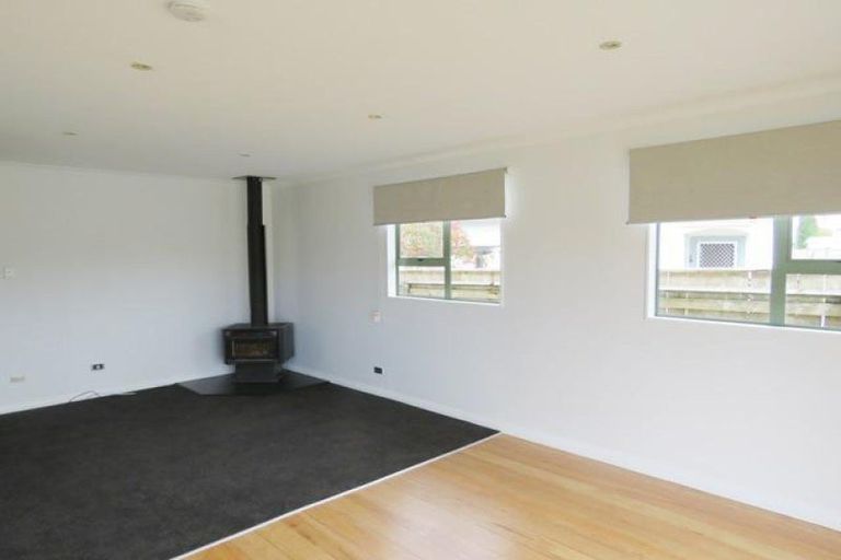 Photo of property in 53 Wallace Place, Westown, New Plymouth, 4310