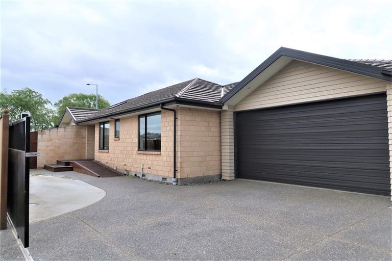 Photo of property in 760 Main North Road, Belfast, Christchurch, 8051