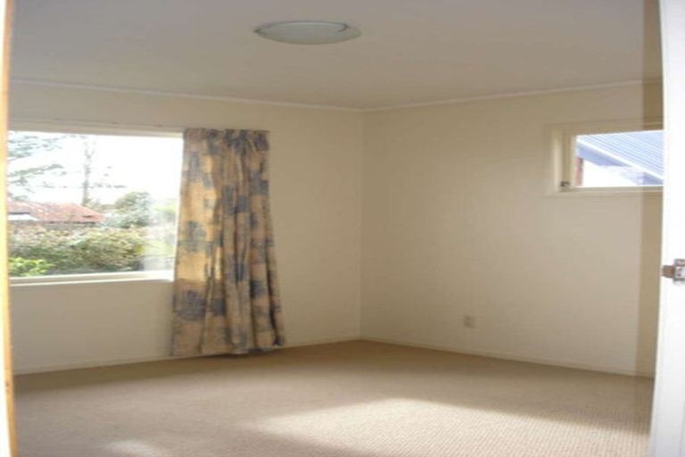 Photo of property in 55 Taioma Crescent, Te Atatu Peninsula, Auckland, 0610