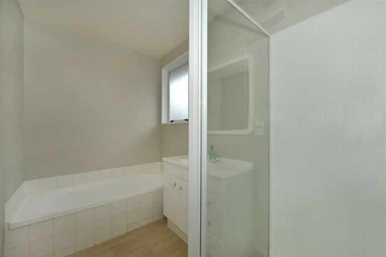 Photo of property in 511a Harewood Road, Harewood, Christchurch, 8051