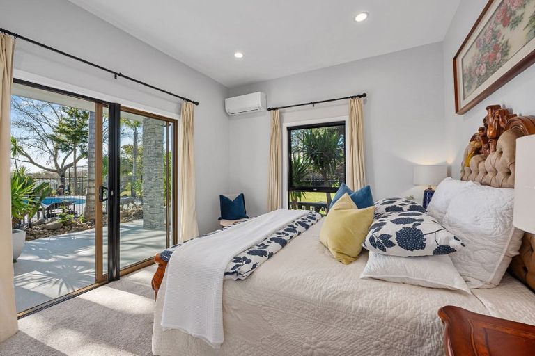 Photo of property in 49 Vaughans Road, Okura, Albany, 0792