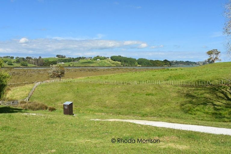 Photo of property in 41 Minnie Casey Rise, Matakohe, 0593