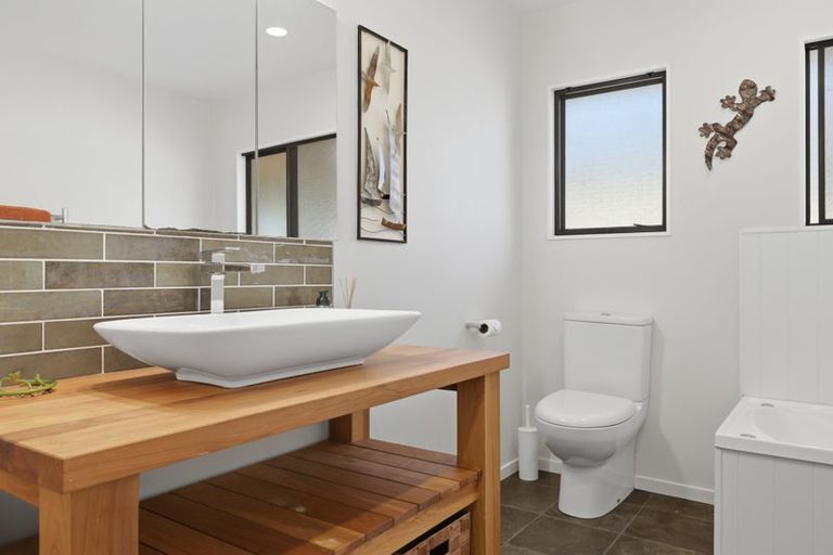 Photo of property in 73 Blue Gum Drive, Warkworth, 0910