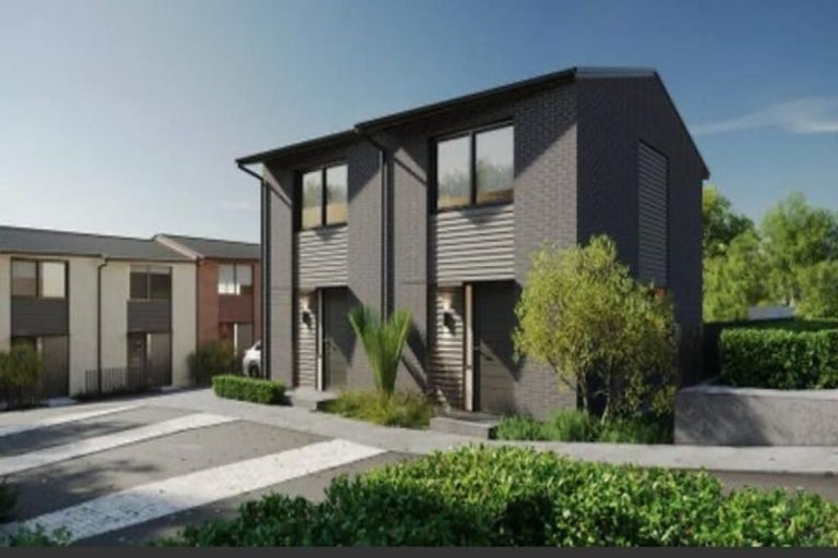 Photo of property in 11/19 Roberts Road, Glenfield, Auckland, 0629