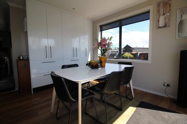 Photo of property in 19 Larch Crescent, Alexandra, 9320