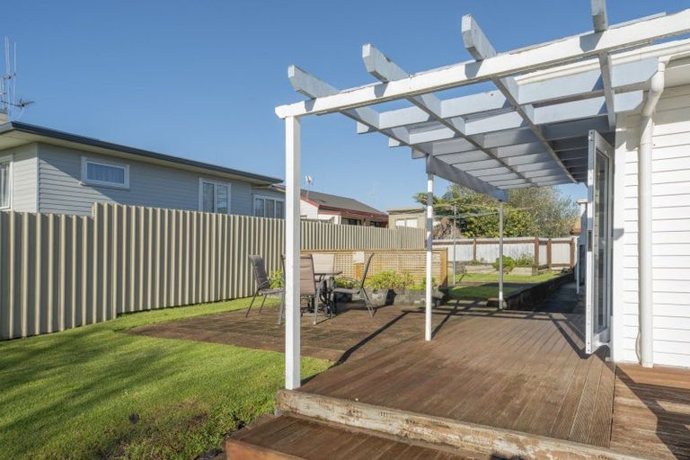 Photo of property in 2 Lisbon Street, Greerton, Tauranga, 3112