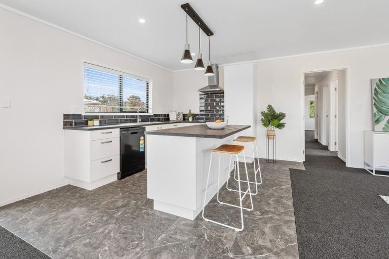 Photo of property in 46 Shoemaker Road, Waipu, 0510