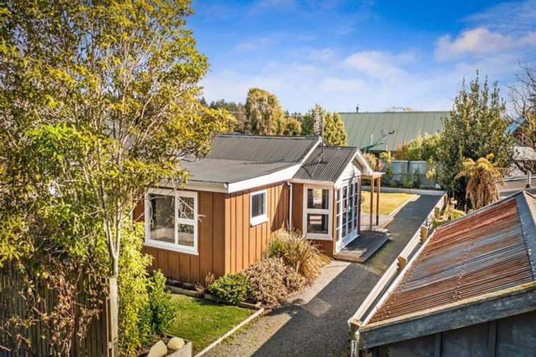 Photo of property in 14 Penfold Square, Leithfield, 7481