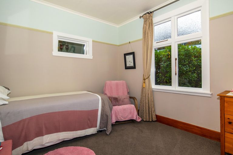 Photo of property in 104 Talbot Street, Geraldine, 7930