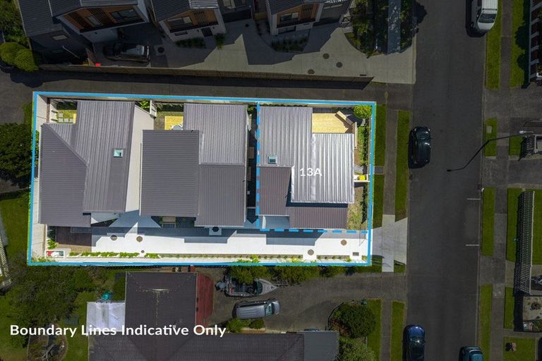 Photo of property in 13a Liam Place, Half Moon Bay, Auckland, 2012