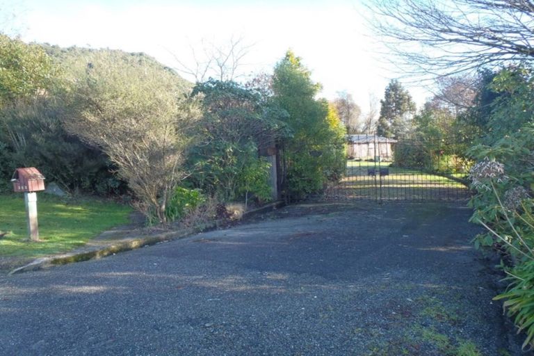 Photo of property in 323 Omoto Road, Kaiata, Greymouth, 7805