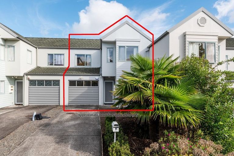 Photo of property in 25 Stephen Avenue, Henderson, Auckland, 0610