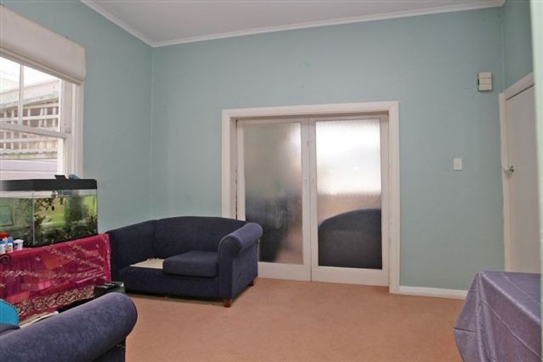 Photo of property in 6 Picton Avenue, Newtown, Wellington, 6021