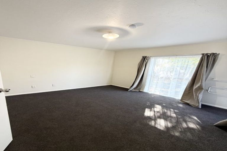 Photo of property in 3 Newbridge Place, Ilam, Christchurch, 8041