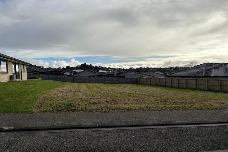 Photo of property in 14 Minerva Avenue, Helensville, 0800