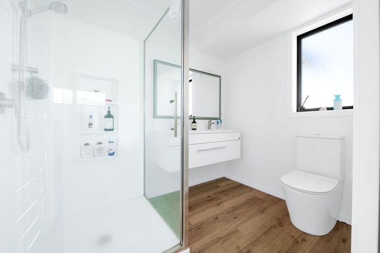 Photo of property in 411 Tuhikaramea Road, Temple View, Hamilton, 3290