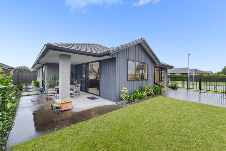 Photo of property in 17 Te Ranga Memorial Drive, Pyes Pa, Tauranga, 3112