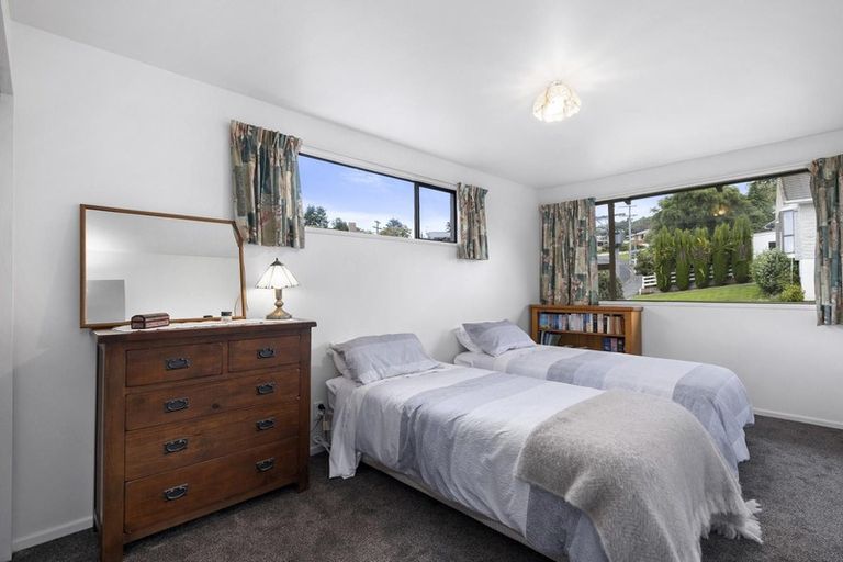 Photo of property in 108 Glenross Street, Glenross, Dunedin, 9011
