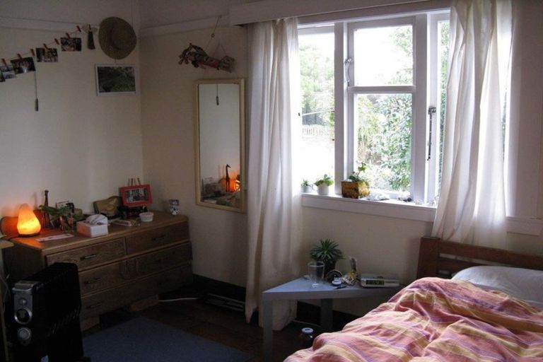 Photo of property in 36 Lawrence Street, Newtown, Wellington, 6021