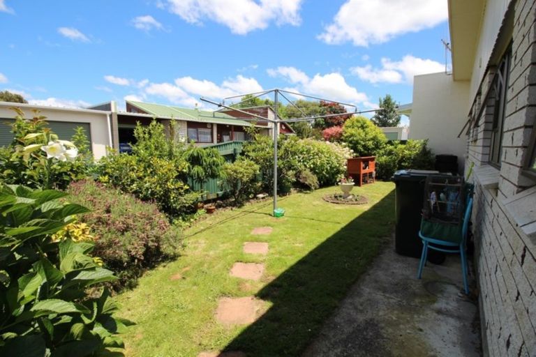 Photo of property in 2/10 Oxford Street, Marton, 4710