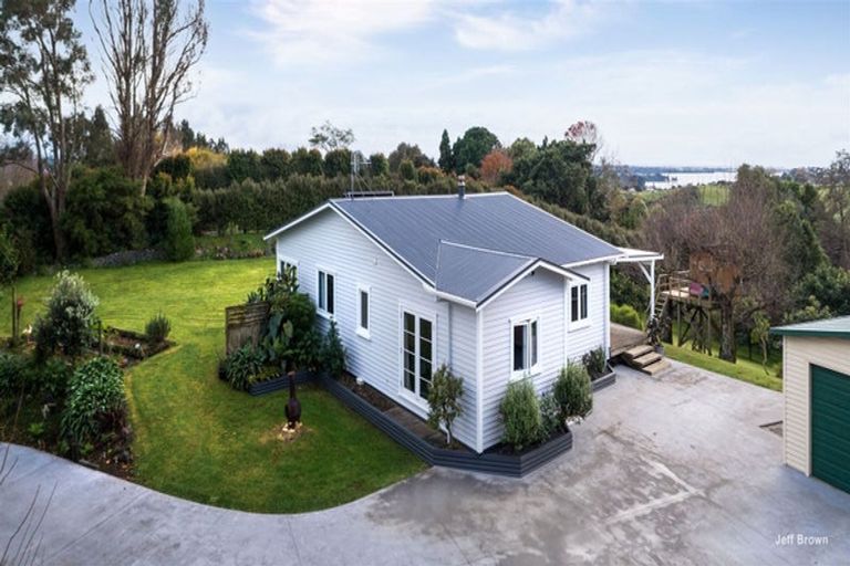 Photo of property in 12 Wade Place, Welcome Bay, Tauranga, 3175