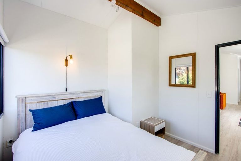 Photo of property in 60 Gillies Crescent, Waimarama, Havelock North, 4294