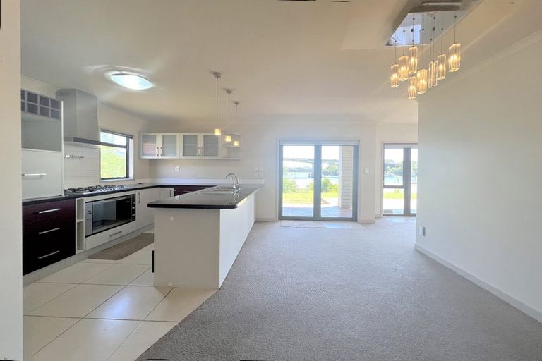 Photo of property in 17d Pakuranga Road, Pakuranga, Auckland, 2010