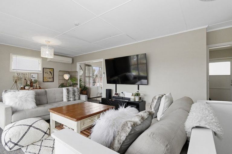 Photo of property in 1 Huia Street, Piopio, 3912