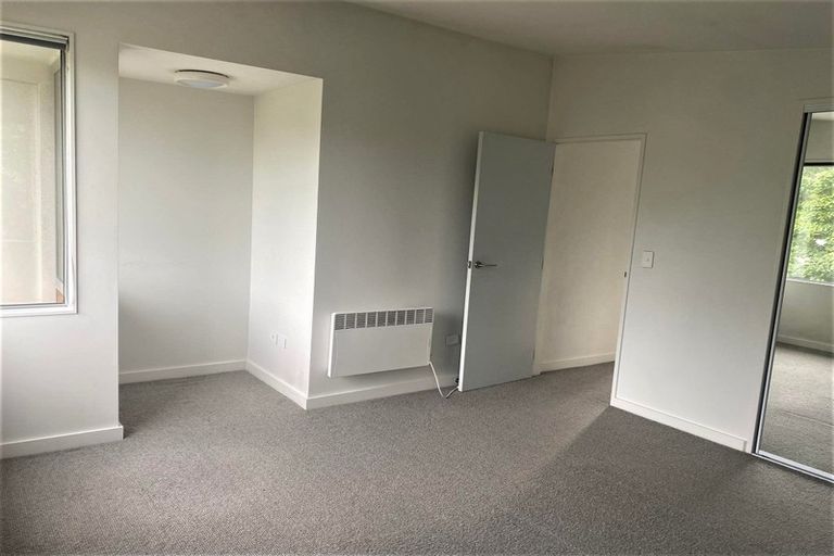 Photo of property in 5/38 Makara Road, Karori, Wellington, 6012