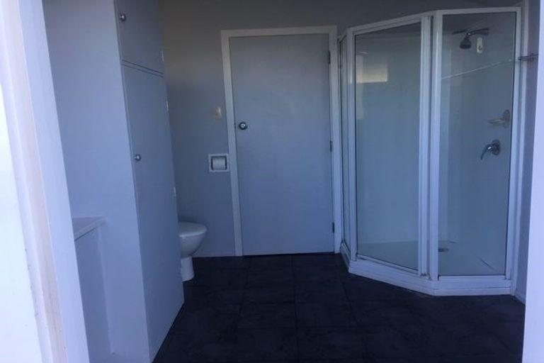 Photo of property in 13 Hillside Terrace, Saint Johns Hill, Whanganui, 4500