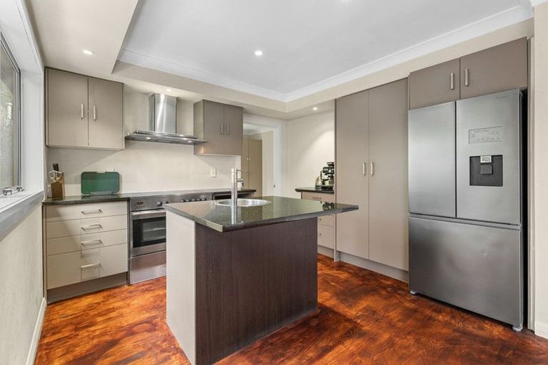 Photo of property in 46a Selwyn Road, Cockle Bay, Auckland, 2014