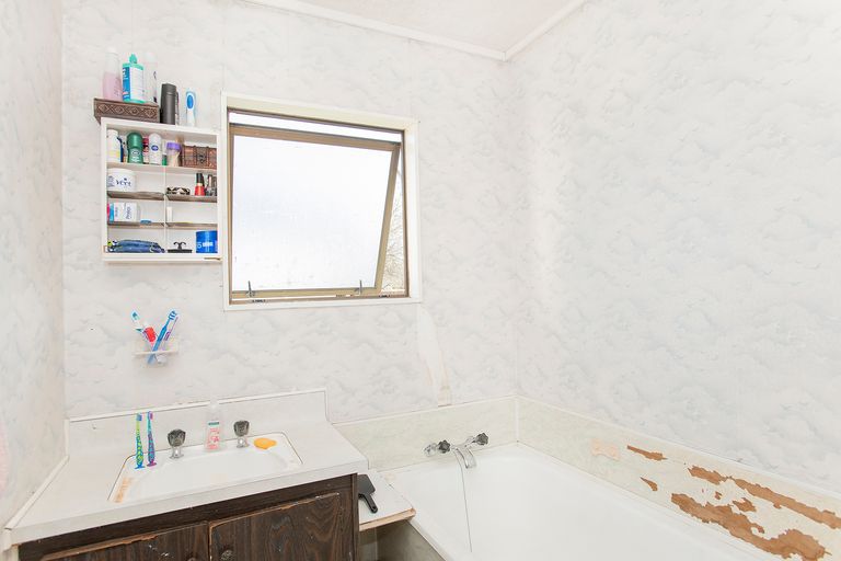 Photo of property in 21 Haldane Street, Elgin, Gisborne, 4010