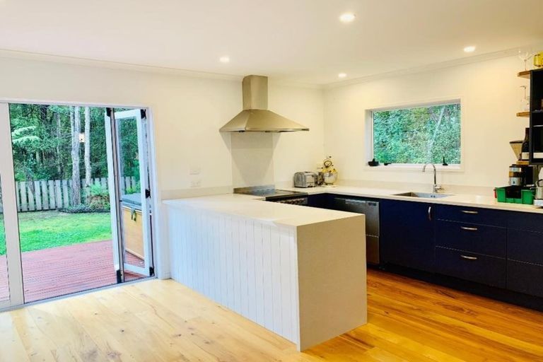 Photo of property in 21b Otanerua Road, Hatfields Beach, Orewa, 0931