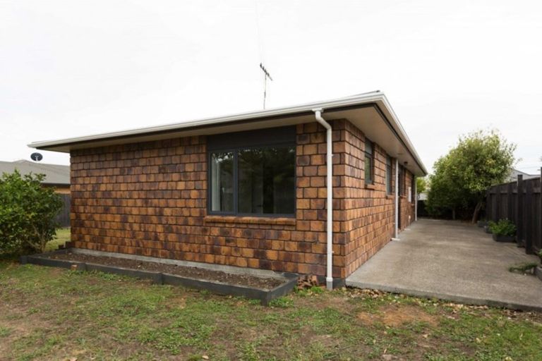 Photo of property in 8 Belle Maison Court, Levin, 5510