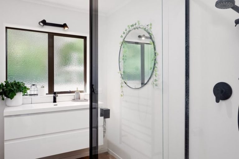 Photo of property in 16 Norrie Street, Te Puke, 3119