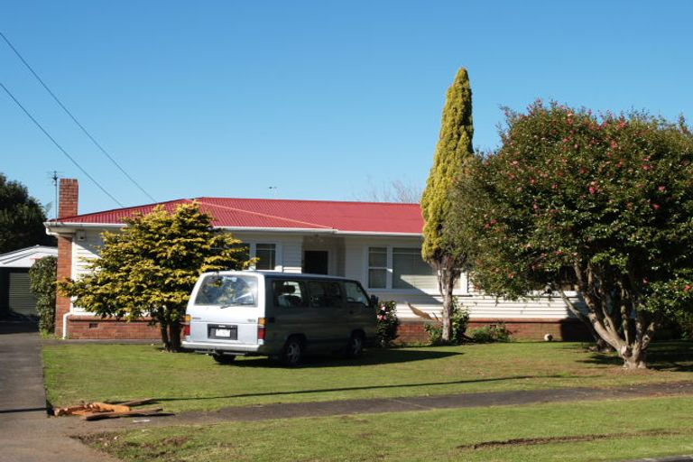 Photo of property in 15 Miami Street, Mangere East, Auckland, 2024